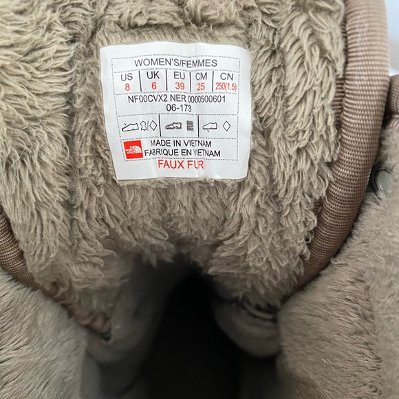 The North Face Women's Shellista II Mid 200g Waterproof Winter Boots - Picture 3 of 6